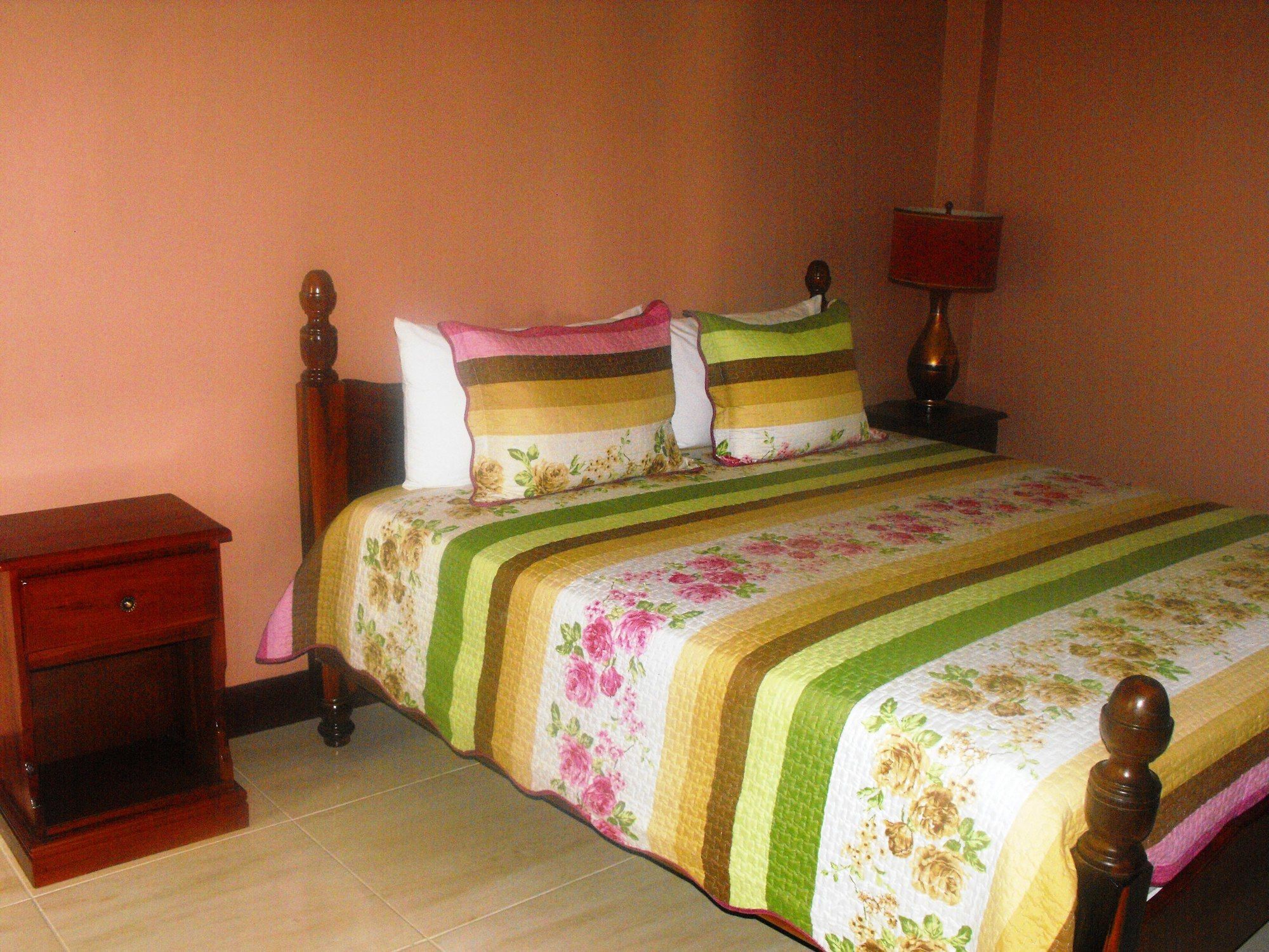 Hotel Tropik Leadonna 蒙特哥贝 外观 照片